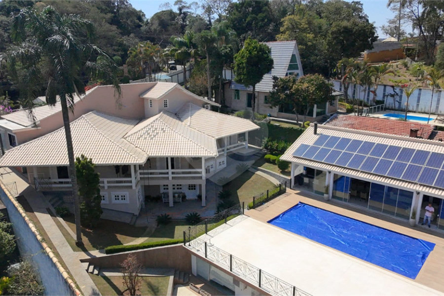 Casa à venda com 5 suítes no condomínio Associação Reserva das Hortênsias, Mairiporã - SP