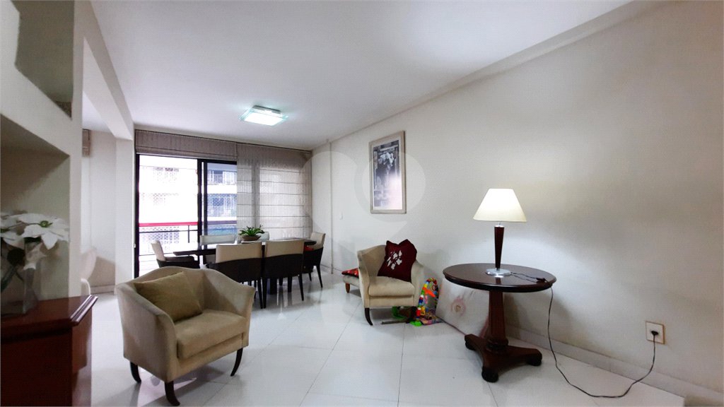 Cobertura à venda com 4 quartos, sendo 2 suítes,  em Tijuca, Rio de Janeiro, RJ