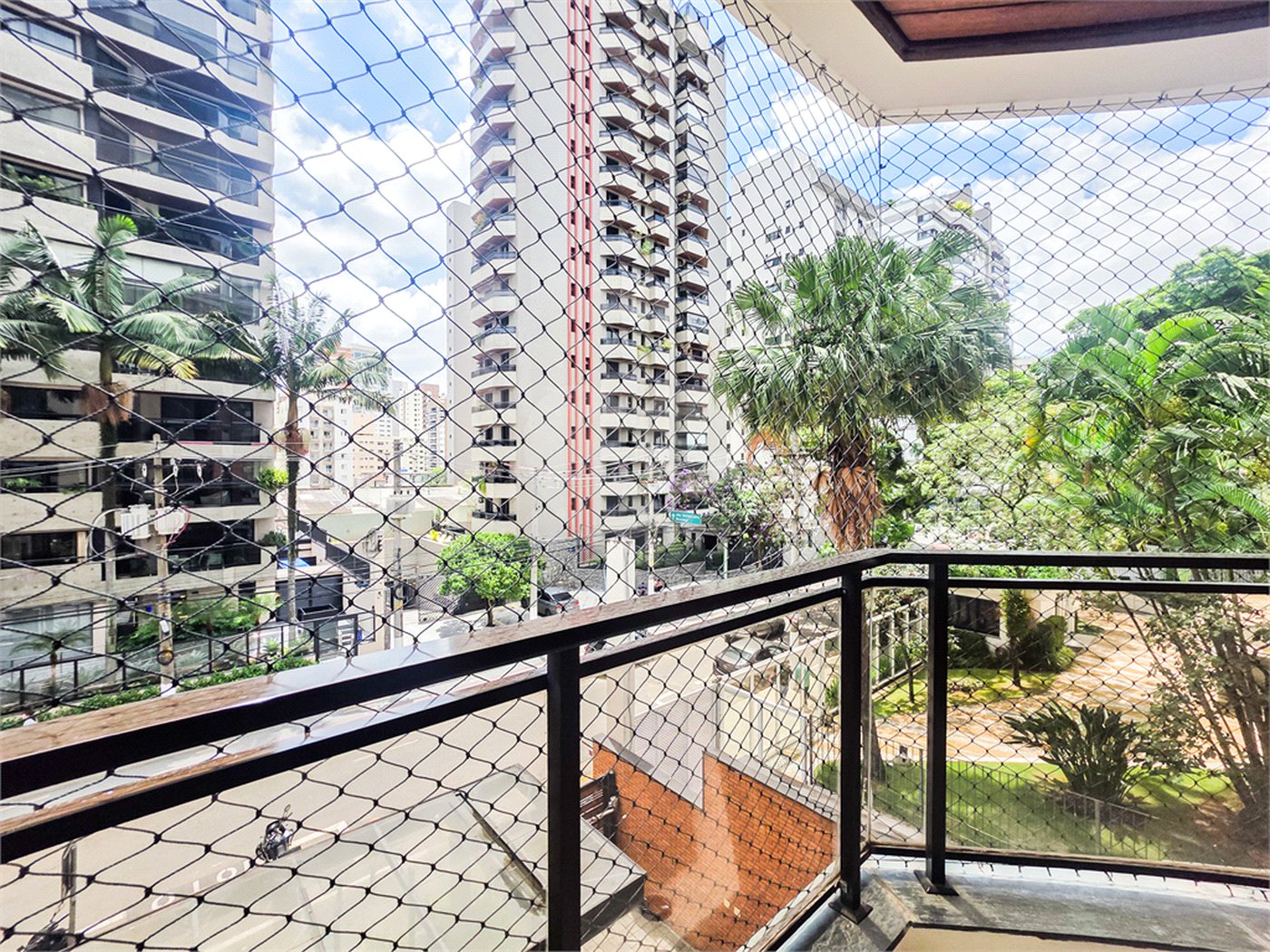Apartamento à venda com 1 quarto em Indianópolis, São Paulo, SP