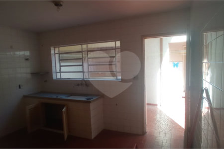 Sobrado à venda com 3 quartos em Água Fria, São Paulo, SP