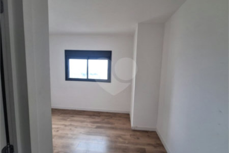 Apartamento à venda com 2 quartos, sendo 1 suíte,  em Vila Esperança, São Paulo, SP