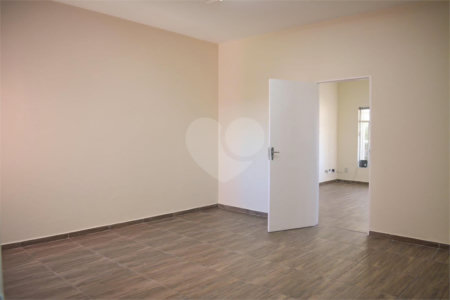 Casa à venda com 1 suíte no Centro, Vinhedo, SP