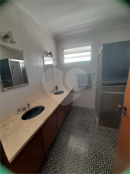 Casa para alugar com 3 quartos, sendo 1 suíte,  em Vila Sônia, São Paulo, SP