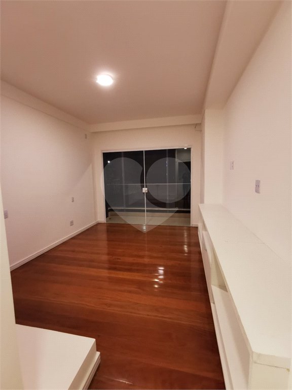 Casa à venda ou para alugar com 4 suítes em Parque dos Príncipes, São Paulo, SP