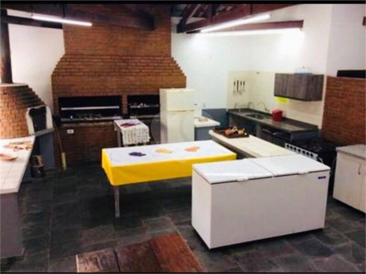 Sítio à venda com 6 suítes em Vila Zalla, Laranjal Paulista, SP