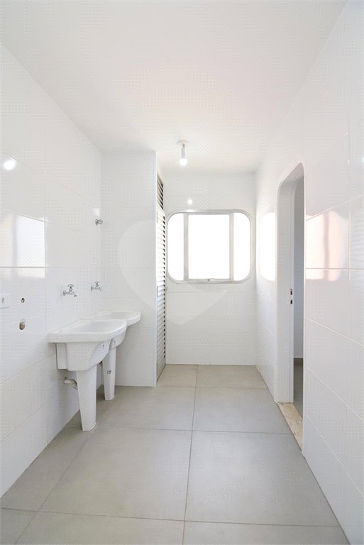 Apartamento à venda com 4 quartos, sendo 2 suítes,  em Brooklin Paulista, São Paulo, SP