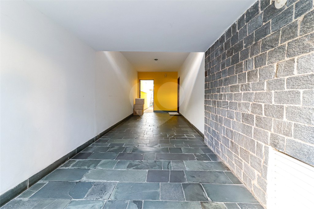 Casa à venda com 3 quartos, sendo 1 suíte, em Mirandópolis, São Paulo, SP