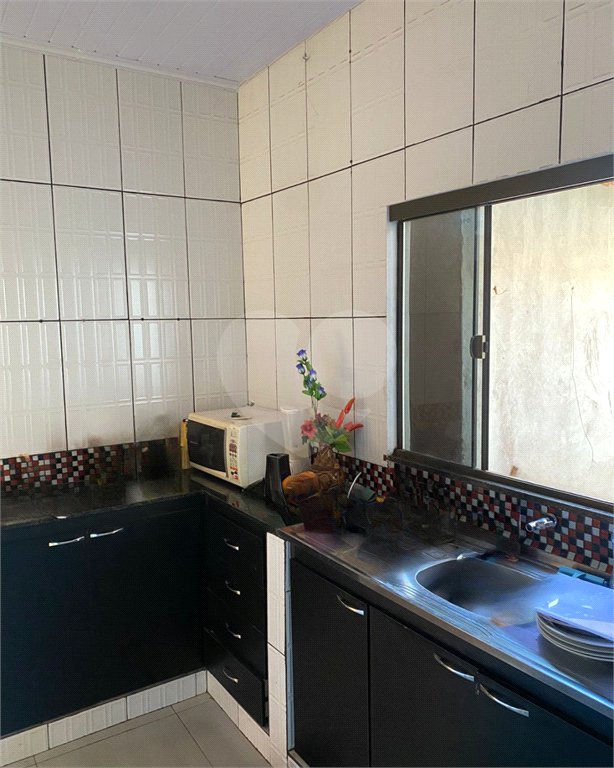 Casa à venda com 2 quartos em Jardim Vitoria, Ponta Porã, MS