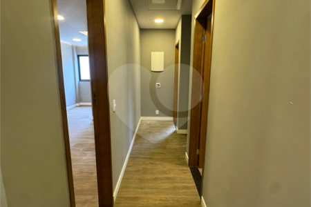 Casa à venda com 5 quartos, sendo 4 suítes, no condomínio Grand Park, Rio de Janeiro - RJ