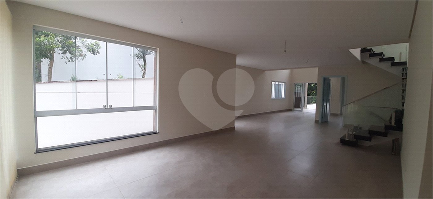 Casa à venda com 3 suítes em Tucuruvi, São Paulo, SP