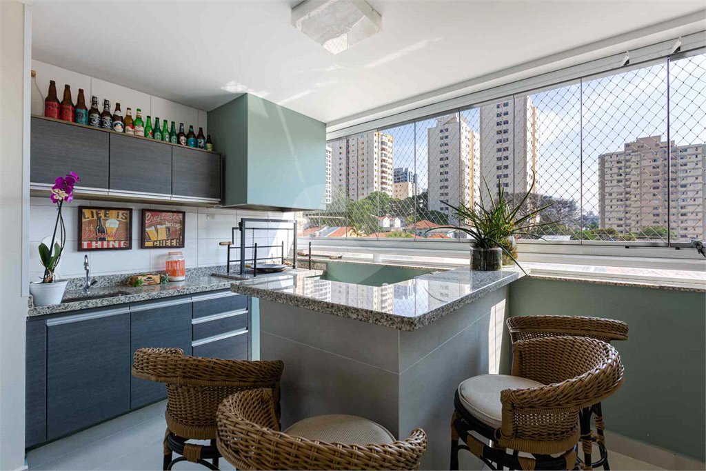 Apartamento à venda com 3 suítes em Vila Anglo Brasileira, São Paulo, SP