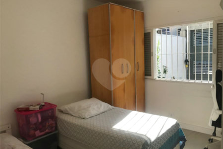 Casa à venda com 2 quartos em Interlagos, São Paulo, SP