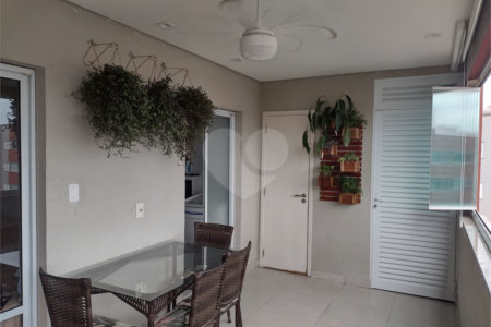 Apartamento à venda com 3 suítes em Pinheirinho, Vinhedo, SP
