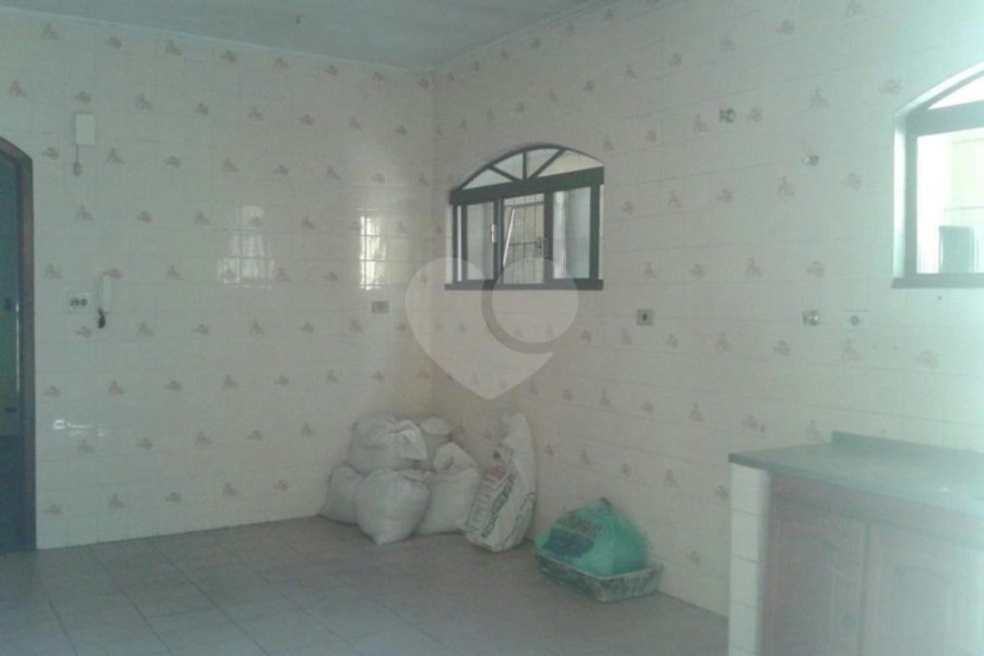 Sobrado à venda ou para alugar com 3 quartos, sendo 1 suíte,  em Horto, São Paulo, SP