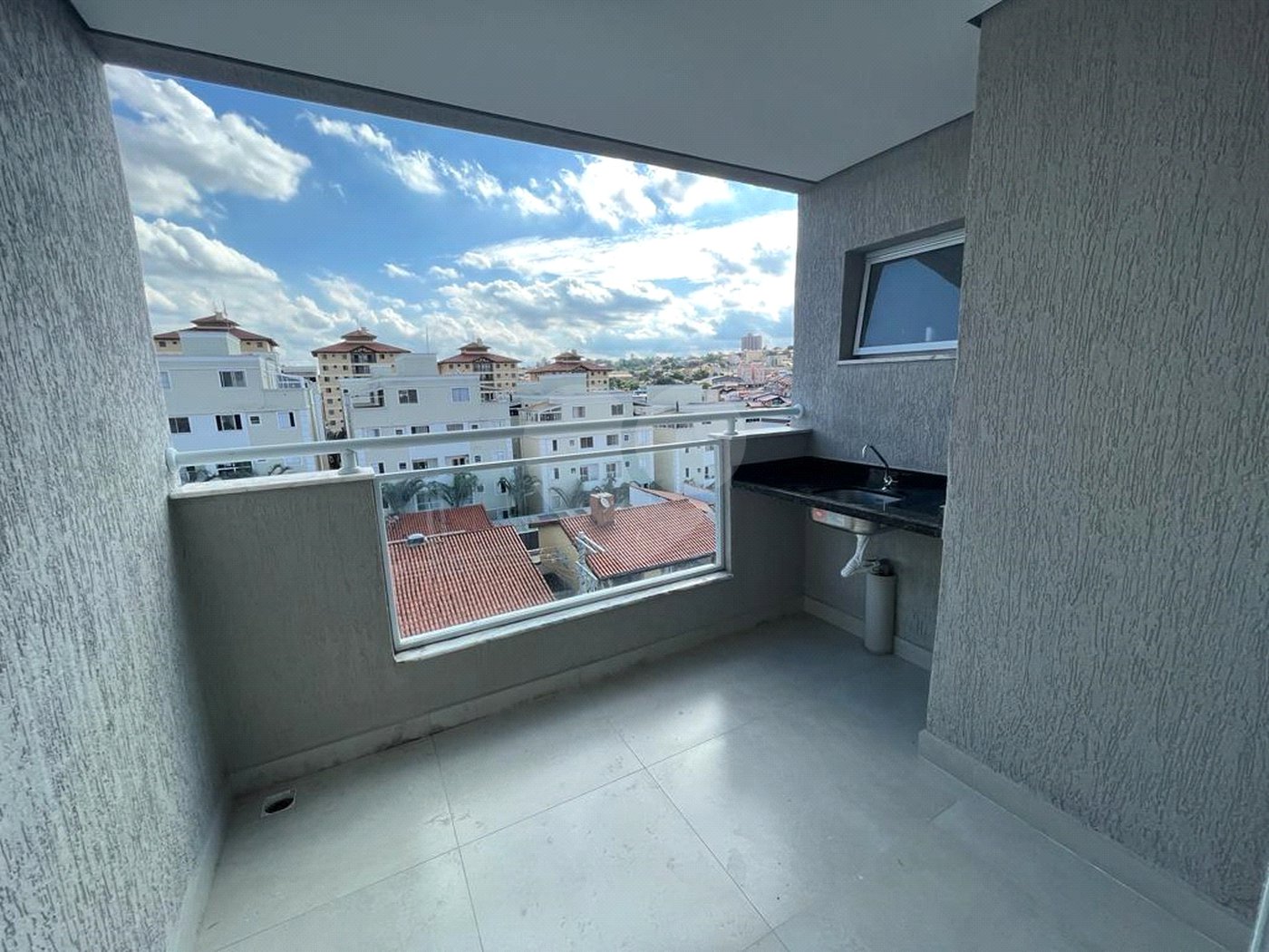 Apartamento à venda com 2 quartos, sendo 1 suíte, em Vila Gabriel, Sorocaba, SP