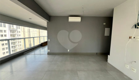 Apartamento à venda com 2 suítes em Indianópolis, São Paulo, SP