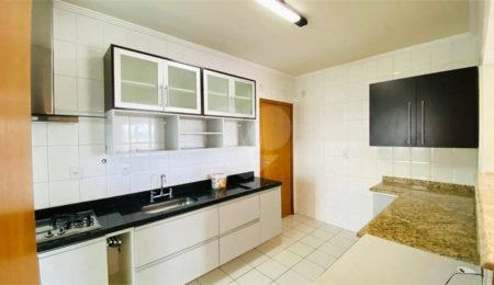 Apartamento à venda com 3 quartos, sendo 2 suítes,  em Jardim Esplanada, São José dos Campos, SP