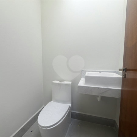 Casa à venda com 3 quartos, sendo 1 suíte, no condomínio Residencial Villagio Wanel, Sorocaba - SP