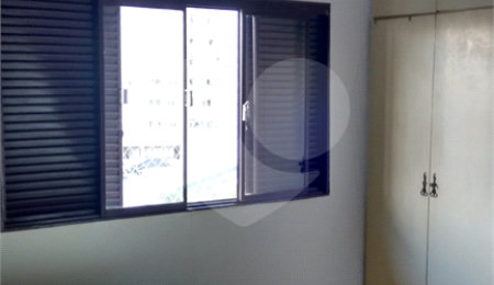 Sobrado à venda com 3 quartos, sendo 1 suíte,  em Jardim das Vertentes, São Paulo, SP