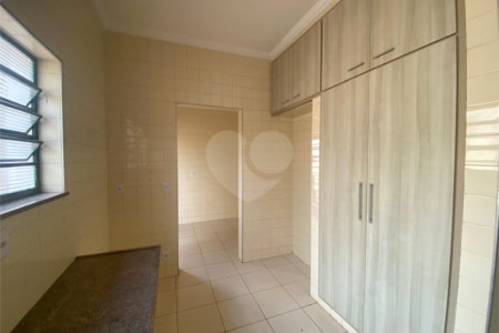 Casa à venda com 3 quartos em Jardim do Carmo, Araraquara, SP