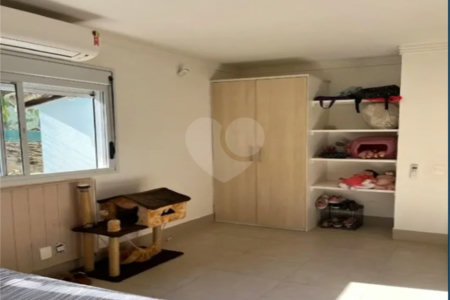 Casa à venda com 5 quartos, sendo 2 suítes,  no Centro, Itupeva, SP