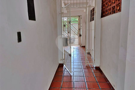Sobrado à venda com 3 quartos, sendo 1 suíte,  em Parque Colonial, São Paulo, SP