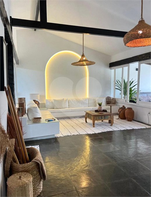 Casa à venda ou para alugar com 4 quartos em Praia Rasa, Armação dos Búzios, RJ