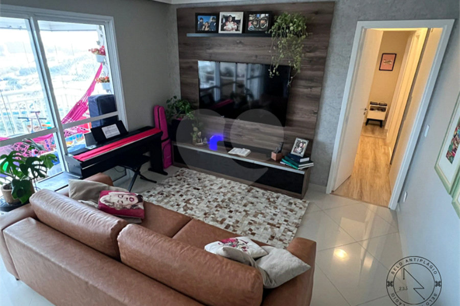 Apartamento à venda com 3 quartos, sendo 1 suíte,  em Vila Lusitânia, São Bernardo do Campo, SP