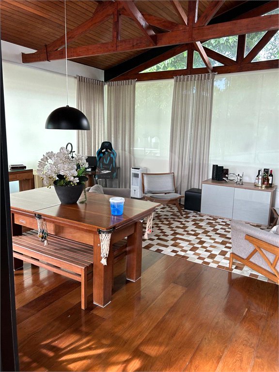 Casa à venda com 2 suítes no condomínio Residencial, Mogi das Cruzes - SP