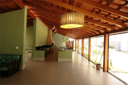 Apartamento à venda com 4 quartos, sendo 1 suíte, em Alto da Boa Vista, São Paulo, SP