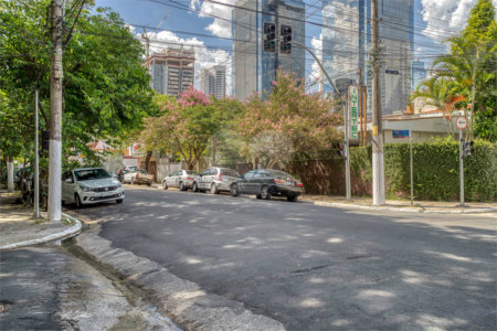 Casa Térrea à venda com 1 quarto em Chácara Santo Antônio (zona Sul), São Paulo, SP