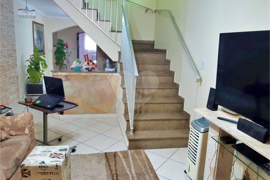Casa à venda com 3 quartos, sendo 2 suítes, em Santana, São Paulo, SP