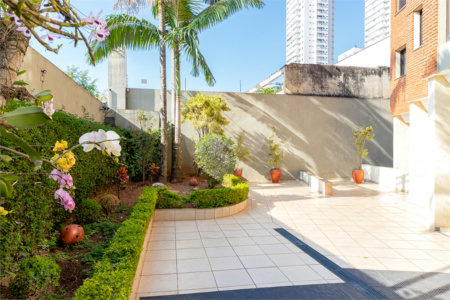 Apartamento à venda com 3 quartos, sendo 1 suíte, em Alto da Boa Vista, São Paulo, SP