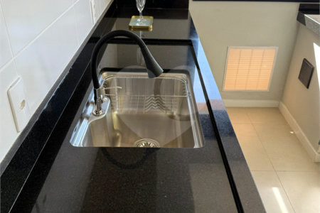 Apartamento à venda com 3 quartos, sendo 1 suíte, em Vila Yamada, Araraquara, SP