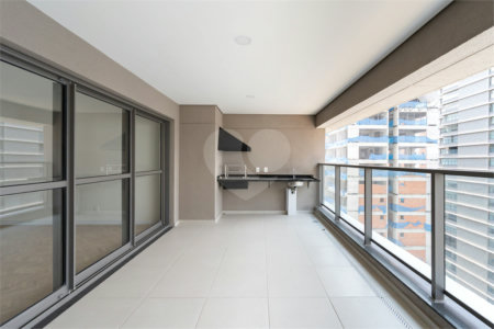 Apartamento à venda com 3 suítes em Vila Clementino, São Paulo, SP