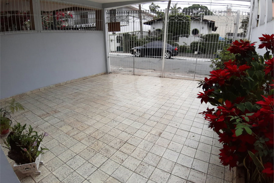 Sobrado à venda com 3 quartos, sendo 1 suíte,  em Jardim Floresta, São Paulo, SP