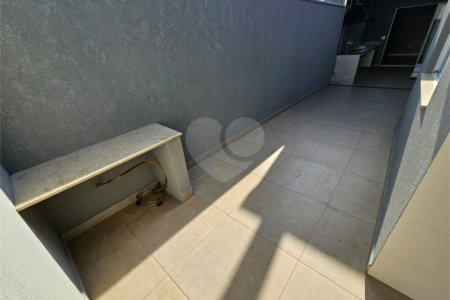Casa à venda com 3 quartos, sendo 1 suíte,  no condomínio Mantova, Indaiatuba - SP