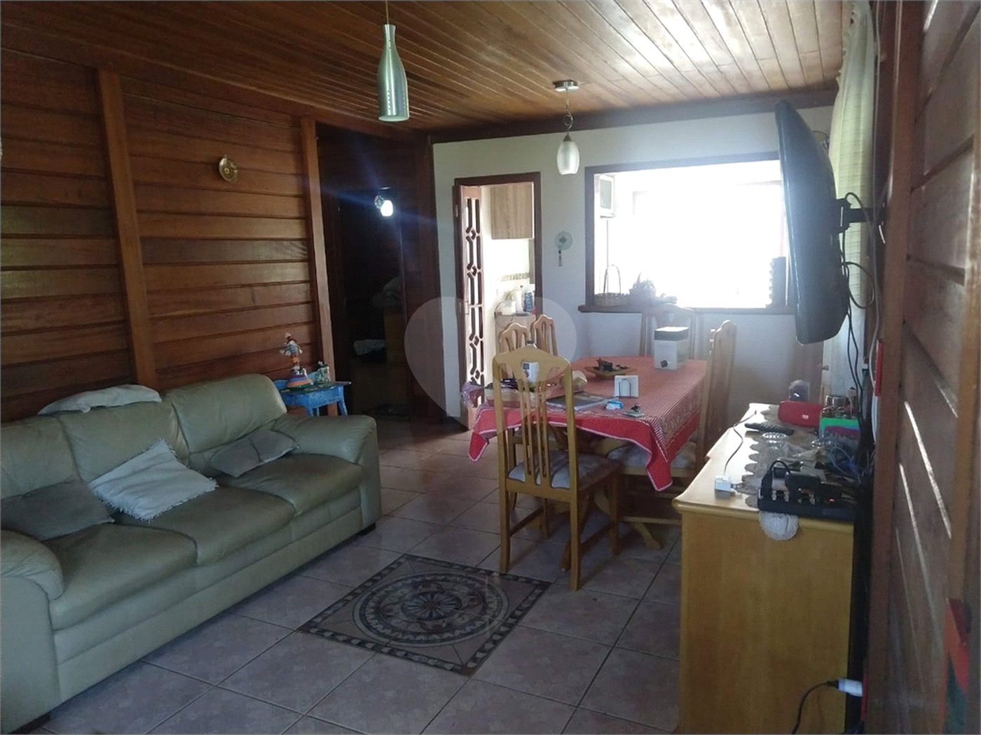 Casa à venda ou para alugar com 6 quartos, sendo 2 suítes, em Rio Acima, Mairiporã, SP