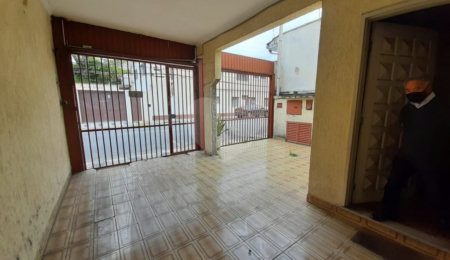 Casa à venda com 4 quartos, sendo 1 suíte,  no Centro, Mogi das Cruzes, SP