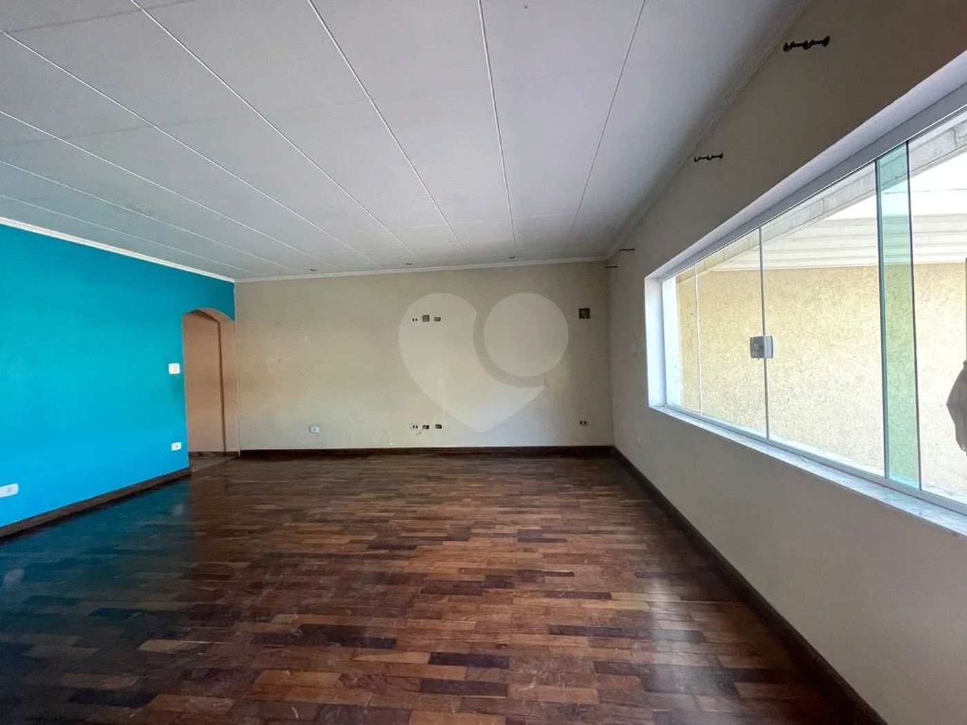 Sobrado à venda com 3 quartos, sendo 1 suíte, em Jardim Rosa de Franca, Guarulhos, SP