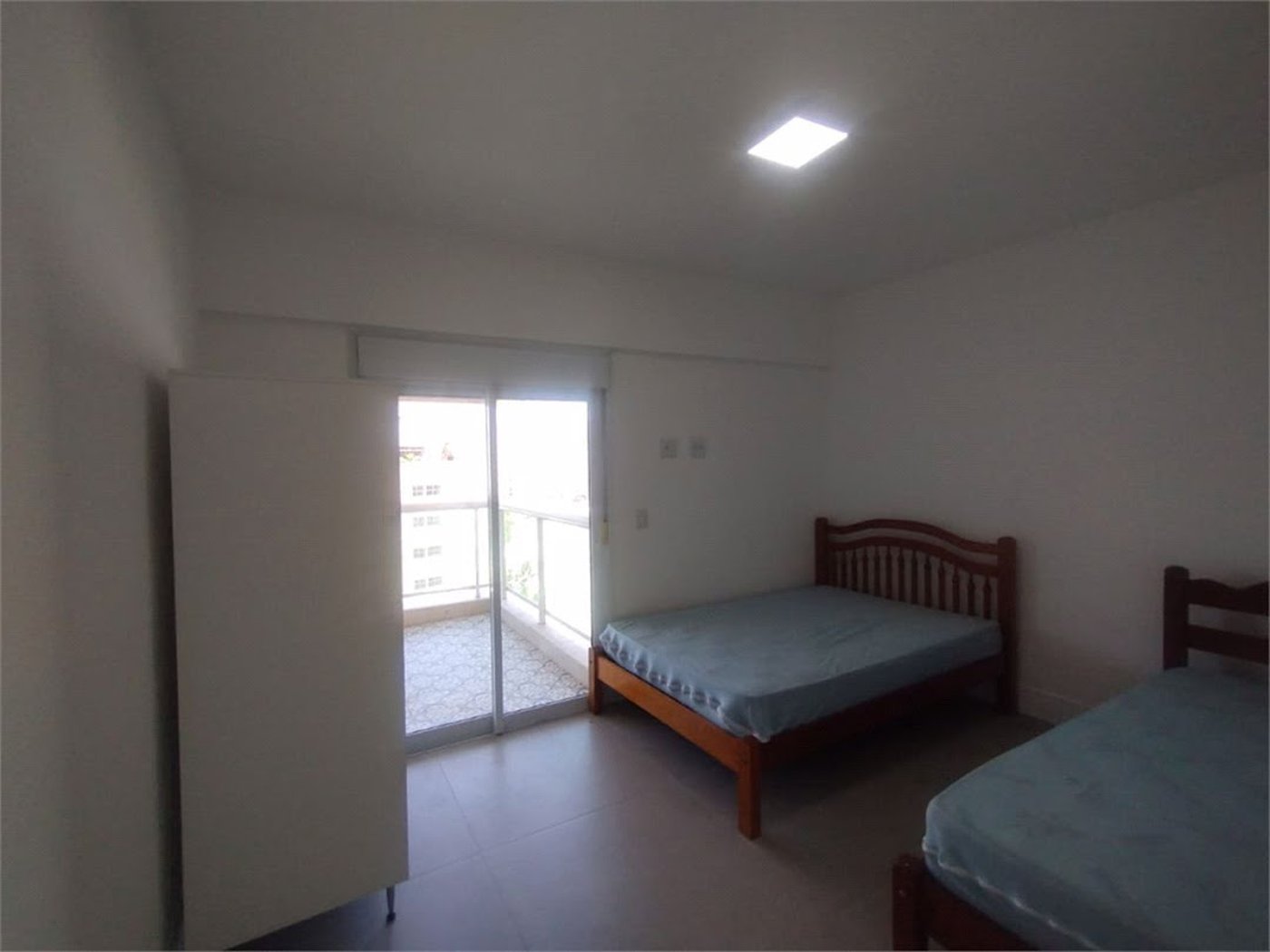 Apartamento Residencial à venda, Jardim Astúrias, Guarujá - AP0683.