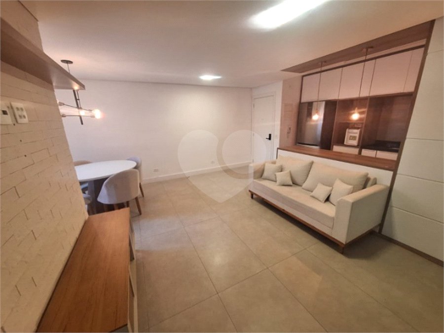Apartamento à venda com 2 quartos em Vila Uberabinha, São Paulo, SP