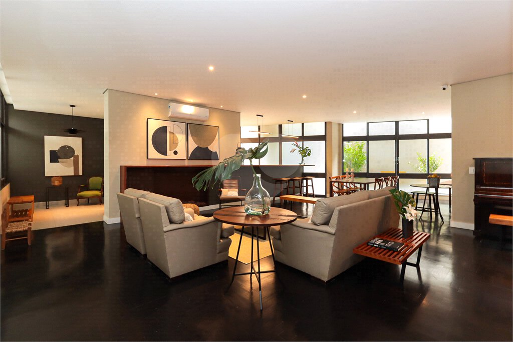 Apartamento à venda com 3 quartos, sendo 1 suíte, em Higienópolis, São Paulo, SP