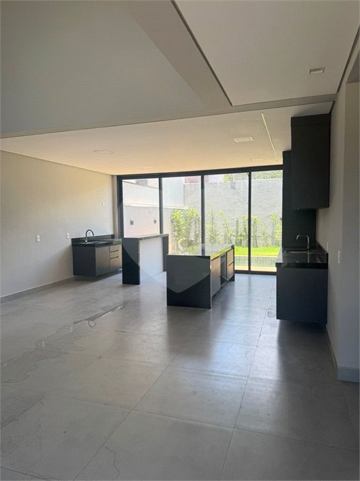 Casa à venda ou para alugar com 4 quartos, sendo 3 suítes, no condomínio Residencial Milano, Indaiatuba - SP