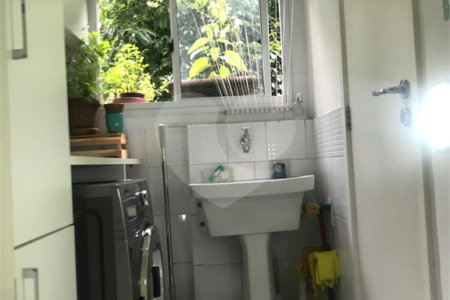 Apartamento à venda com 3 quartos, sendo 1 suíte,  em Lar São Paulo, São Paulo, SP