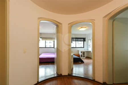 Apartamento à venda com 4 quartos, sendo 3 suítes,  em Jardim Paulista, São Paulo, SP