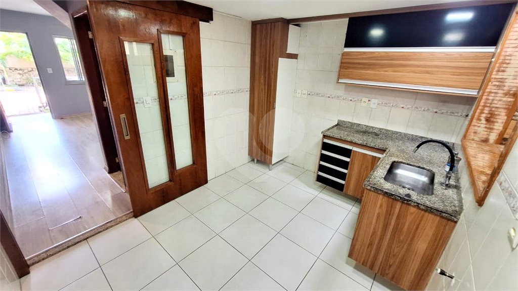 Casa à venda com 2 quartos no condomínio Athenas, Rio de Janeiro - RJ