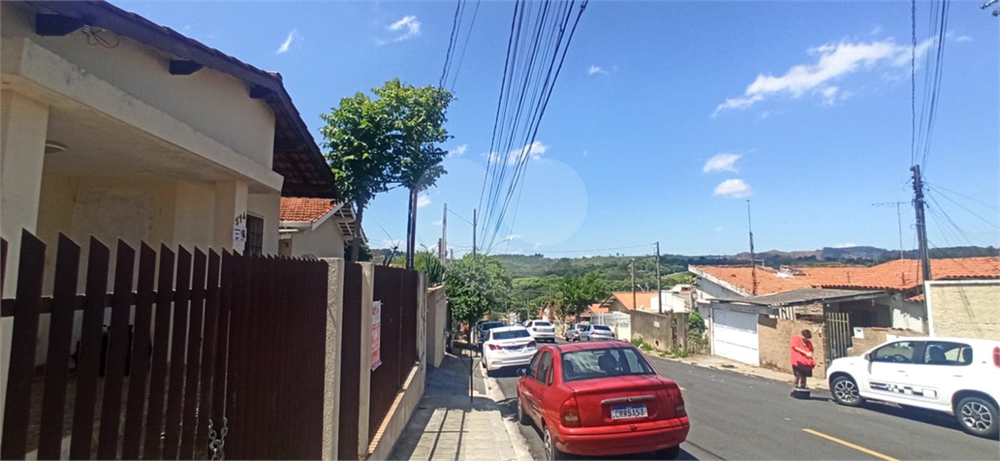 Casa à venda com 2 quartos, sendo 1 suíte,  no Centro, Vinhedo, SP