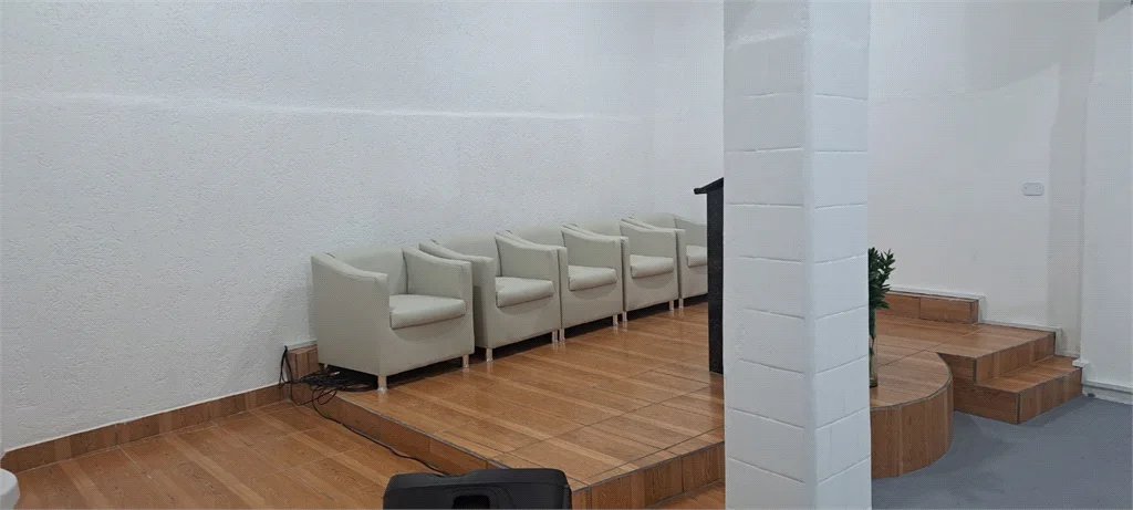 Casa à venda com 3 quartos em Jardim Centenário, São Paulo, SP