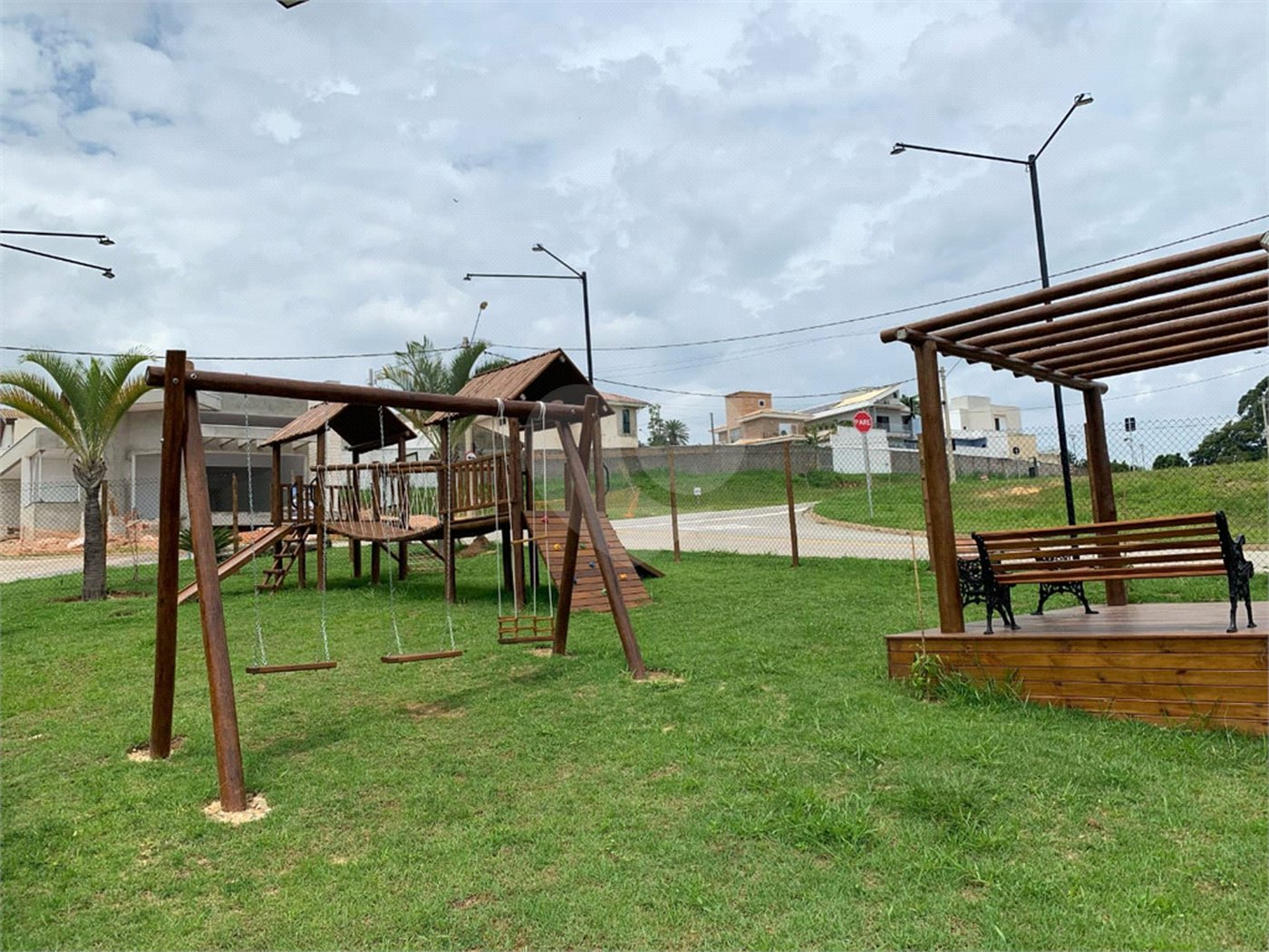 Terreno à venda no condomínio Bougainville, Sorocaba - SP